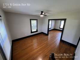 featured image of 1714 Green Bay Rd