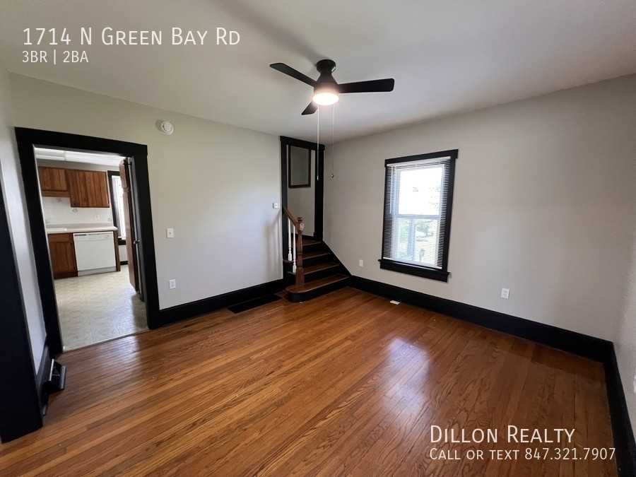 1714 Green Bay Rd - Photo 2 of 15