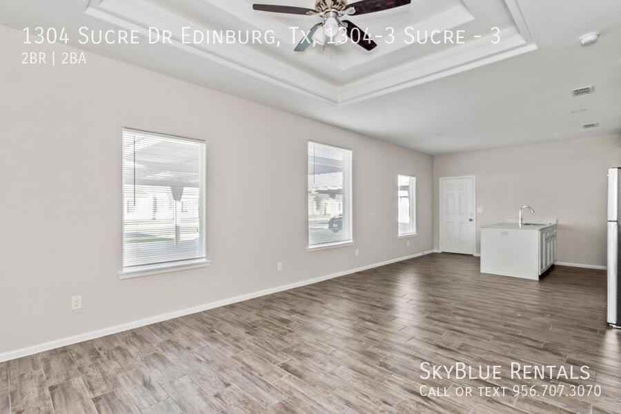 1304 W Sucre Dr #3 - Photo 4 of 15