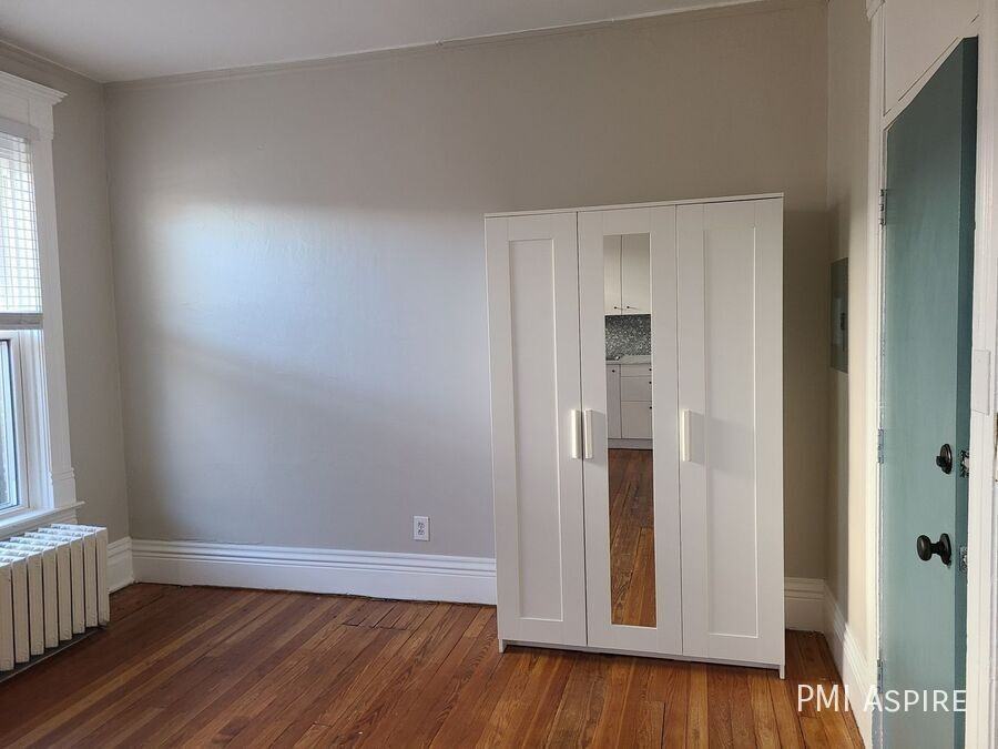 1331 Columbine St #2E - Photo 4 of 9