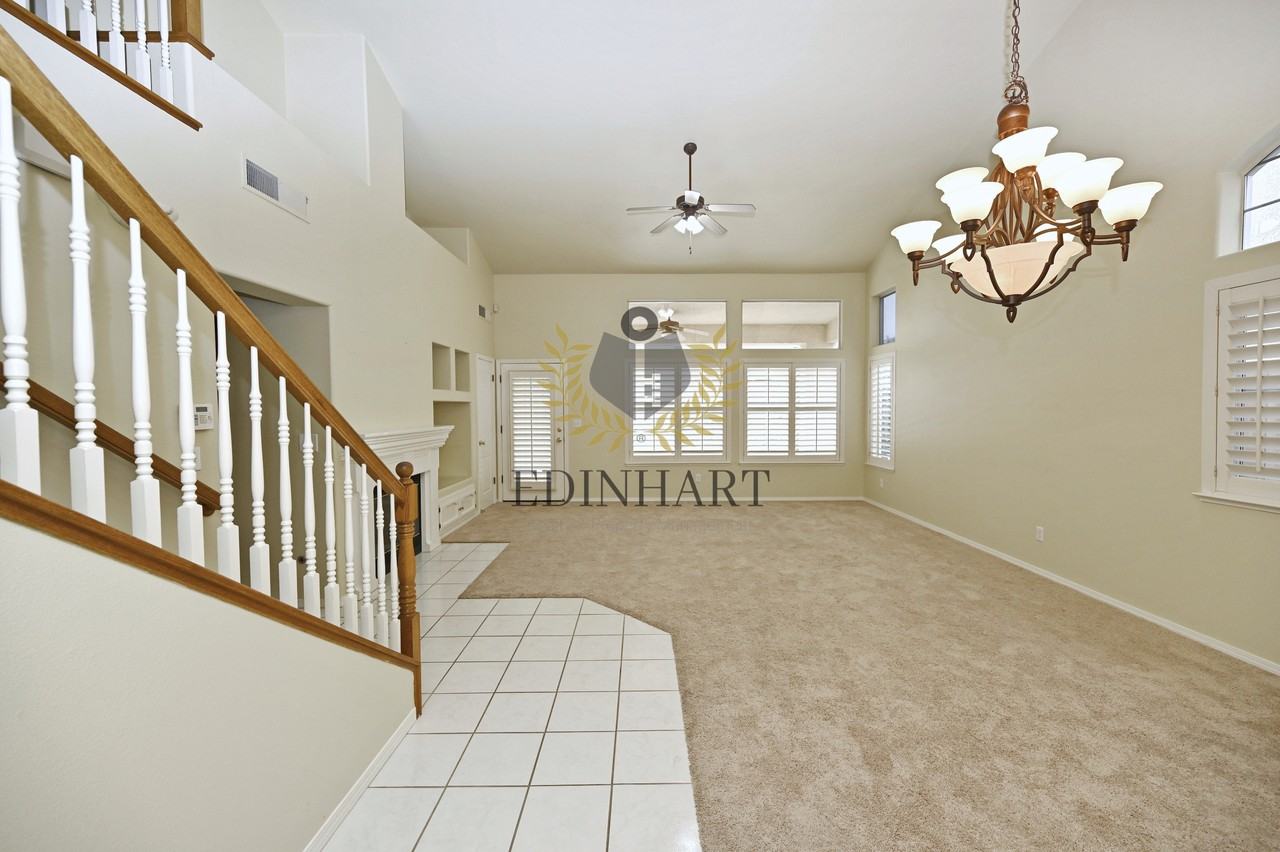 3750 W Vincent Ln #1 - Photo 7 of 38