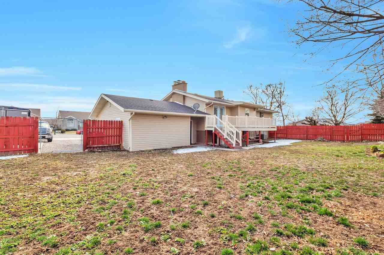 Simmons Duplex - Photo 2 of 16