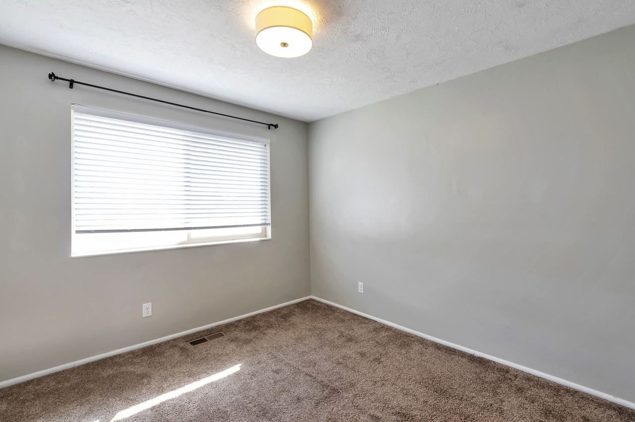 Simmons Duplex - Photo 4 of 16