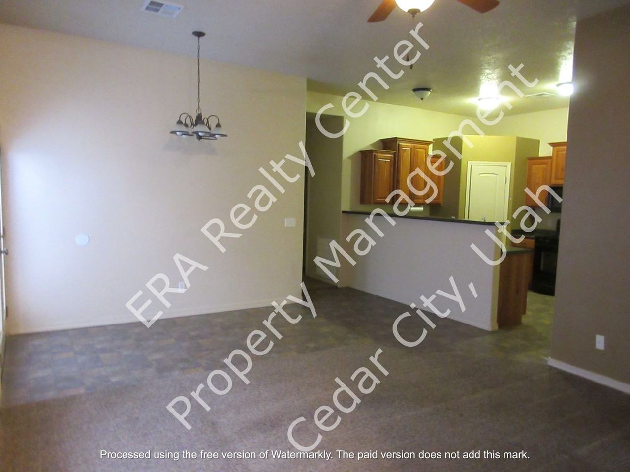 497 W 2150 N - Photo 3 of 15