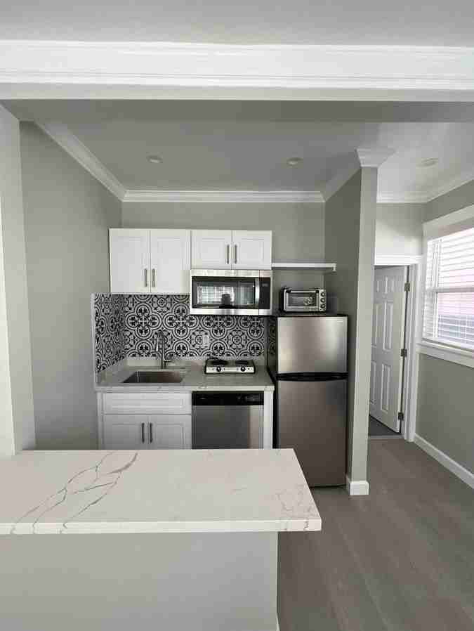 666 17th St #03A - Photo 5 of 14