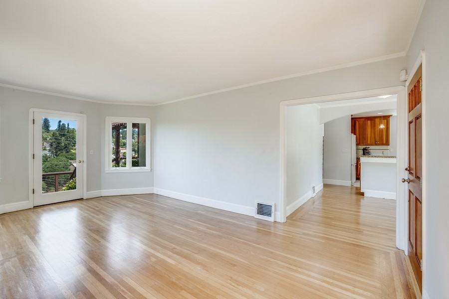 816 Everett Ave - Photo 7 of 26