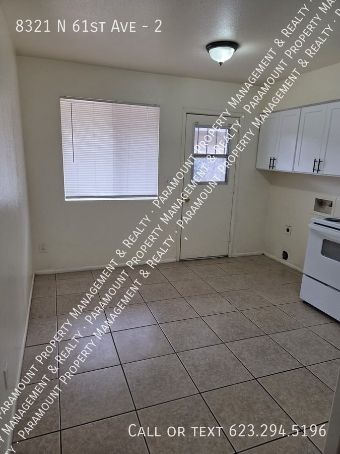8321 N 61st Ave #2 - Photo 5 of 12