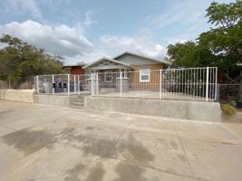 featured image of 2723 Sacramento Ave