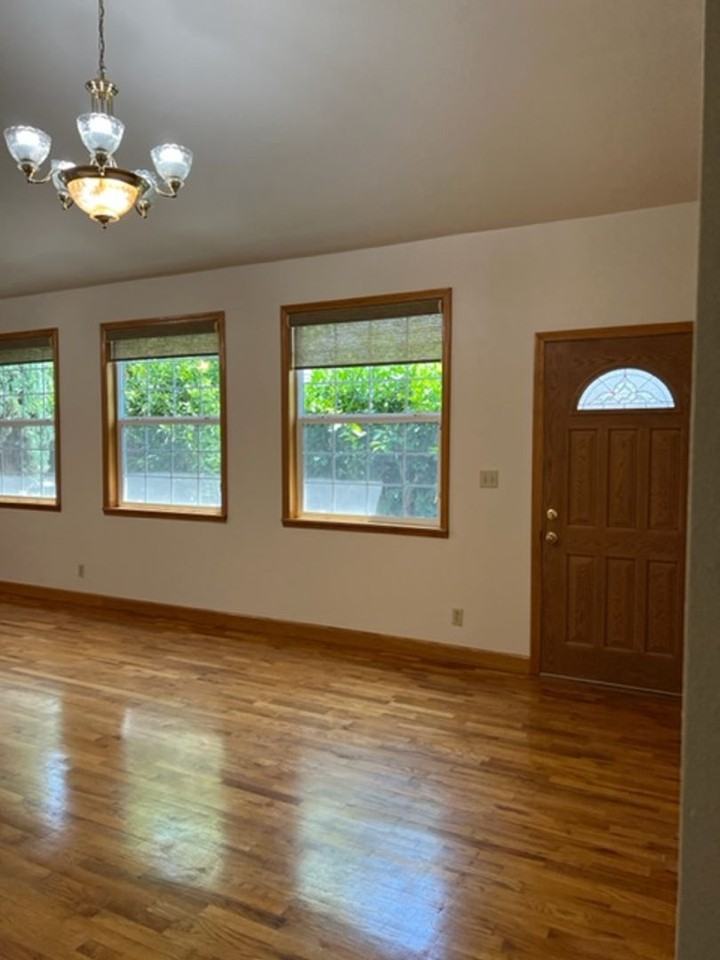 3515 California Ave - Photo 7 of 49