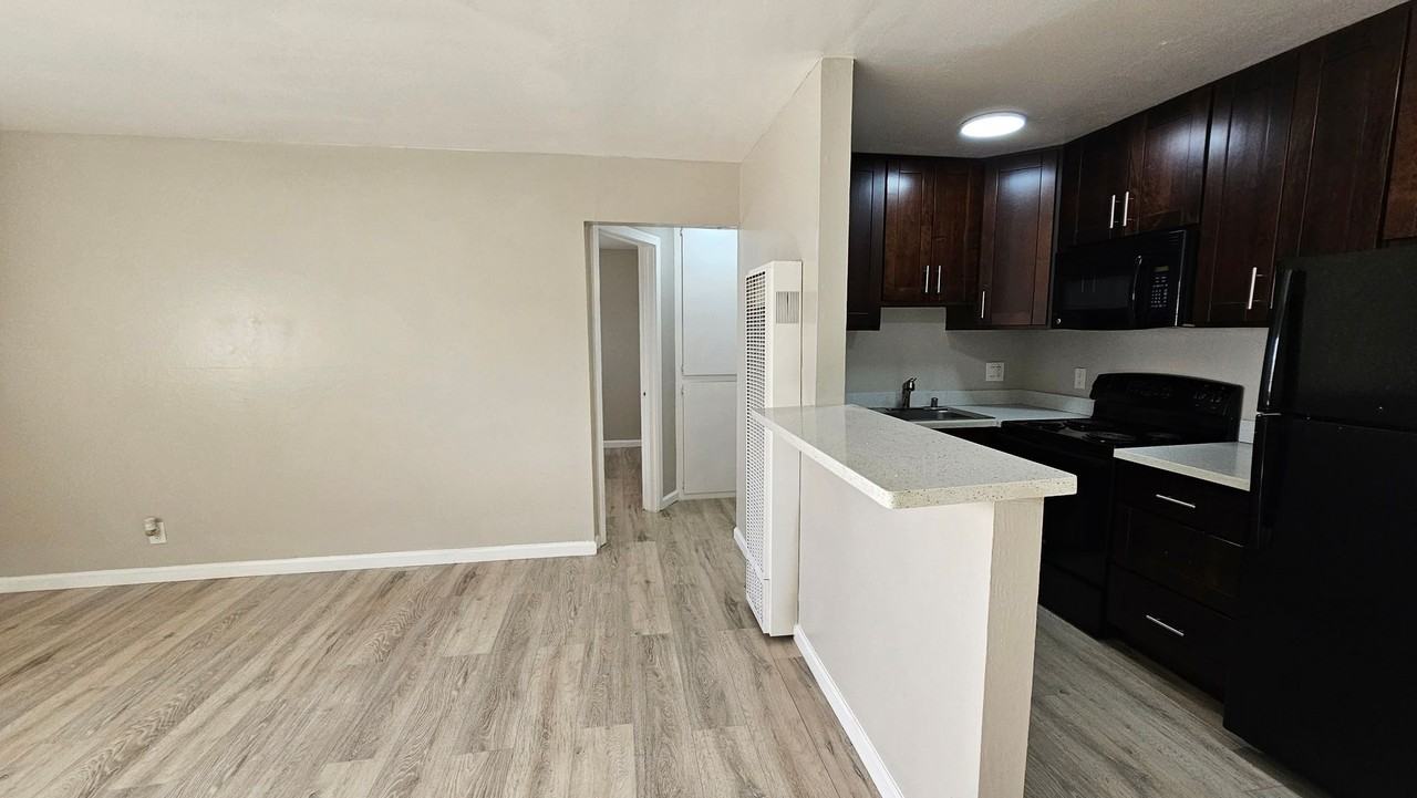 SEKK Investments Cherry LLC - Photo 7 of 8