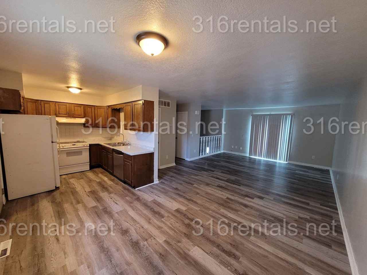 2135 S Silver St - Photo 3 of 9