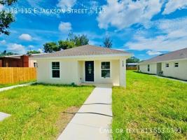 featured image of 113 E Jackson St #113