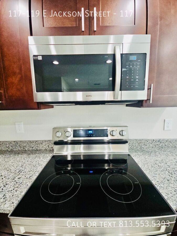 117 E Jackson St #117 - Photo 7 of 17