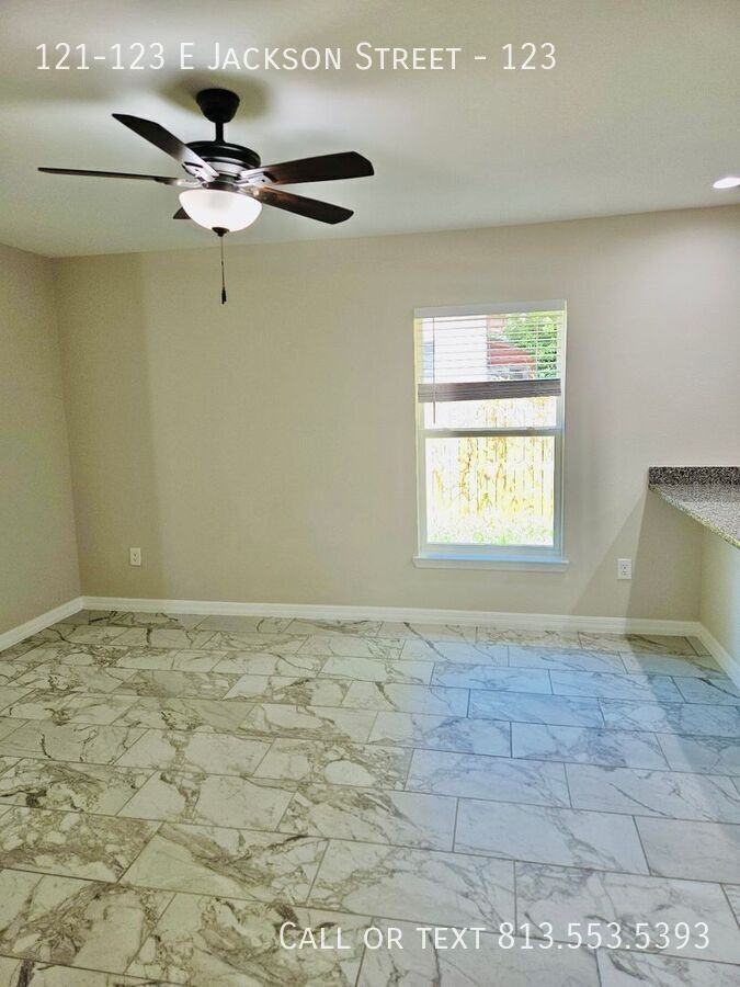 121 E Jackson St #123 - Photo 7 of 17