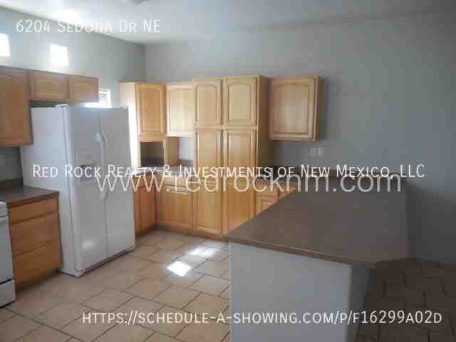 6204 Sedona Dr Ne - Photo 3 of 29