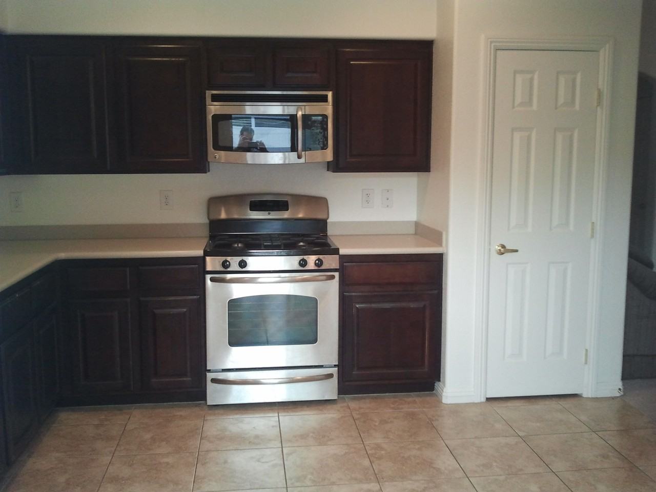 9276 Swamp Rose Ave - Photo 3 of 5