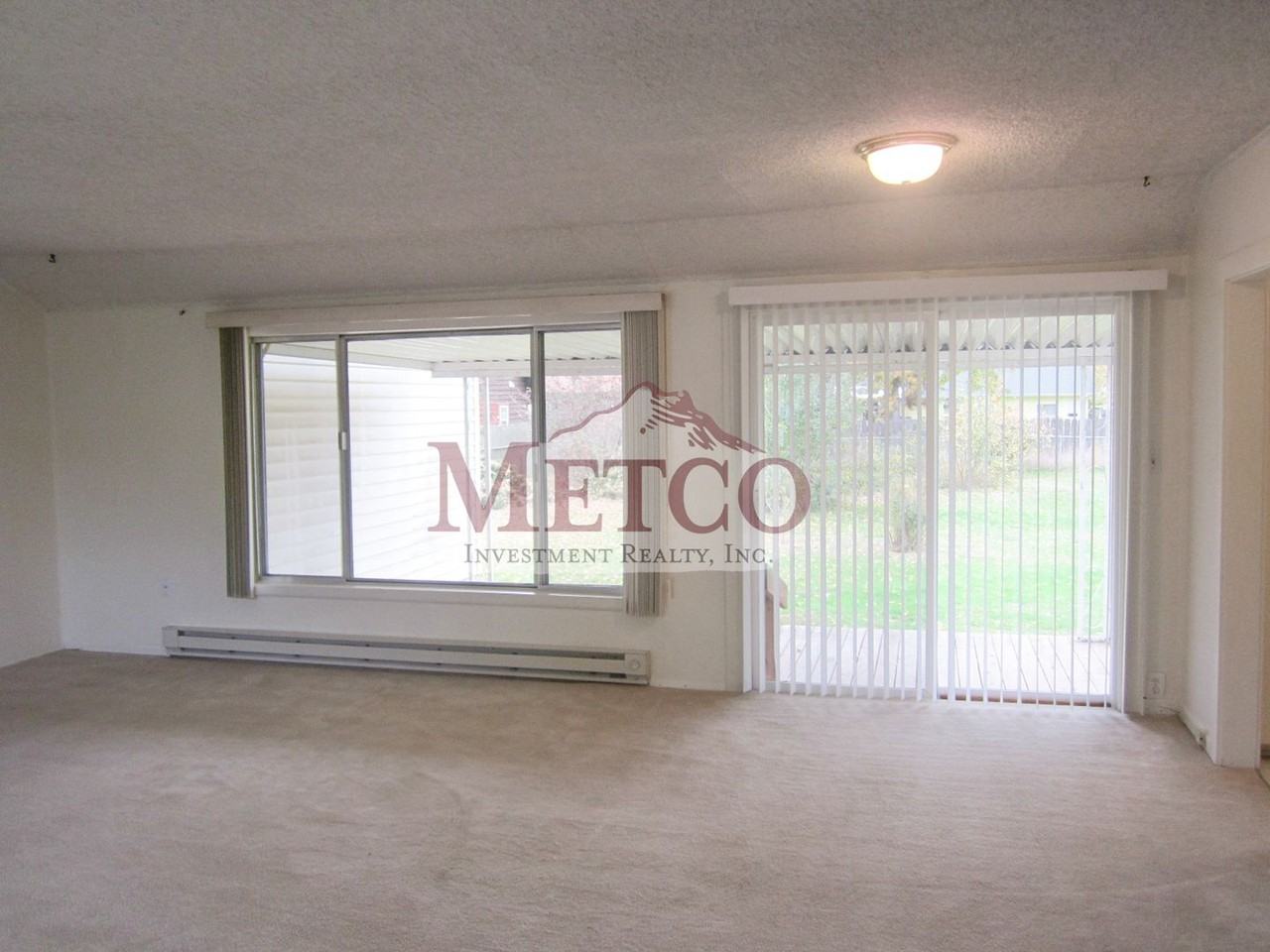 2150 Van Buren St - Photo 6 of 14