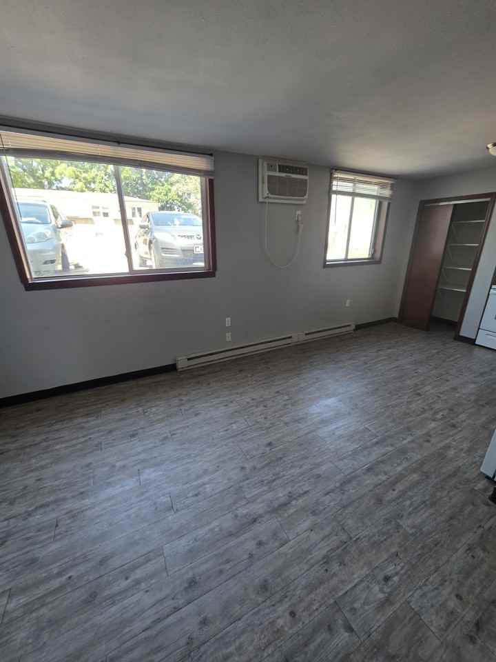 2095 5th Ave #7 - Photo 5 of 14
