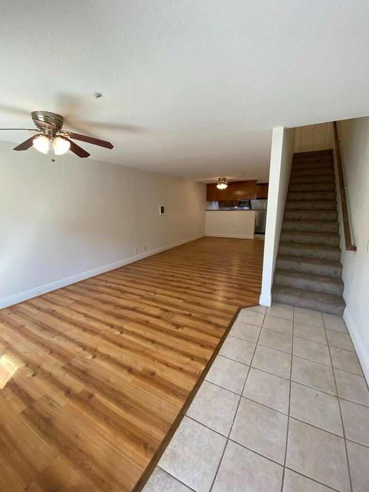 631 7th St #8 - Photo 5 of 29