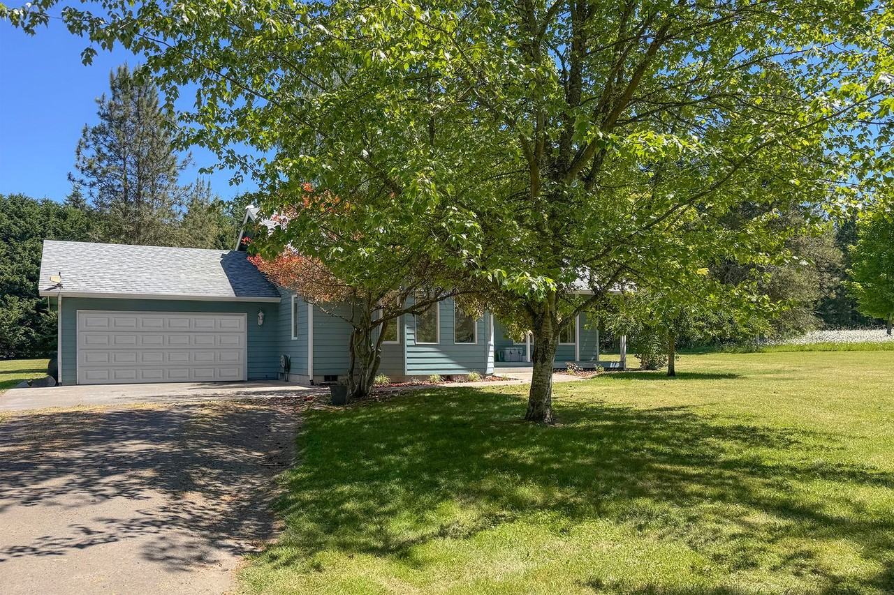 3582 Happy Valley Rd - Photo 2 of 45