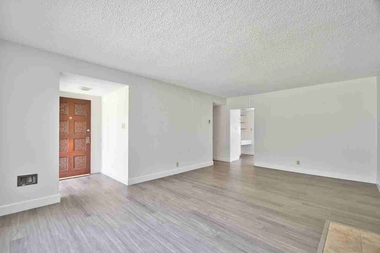 7817 Emerson Ave - Photo 4 of 18