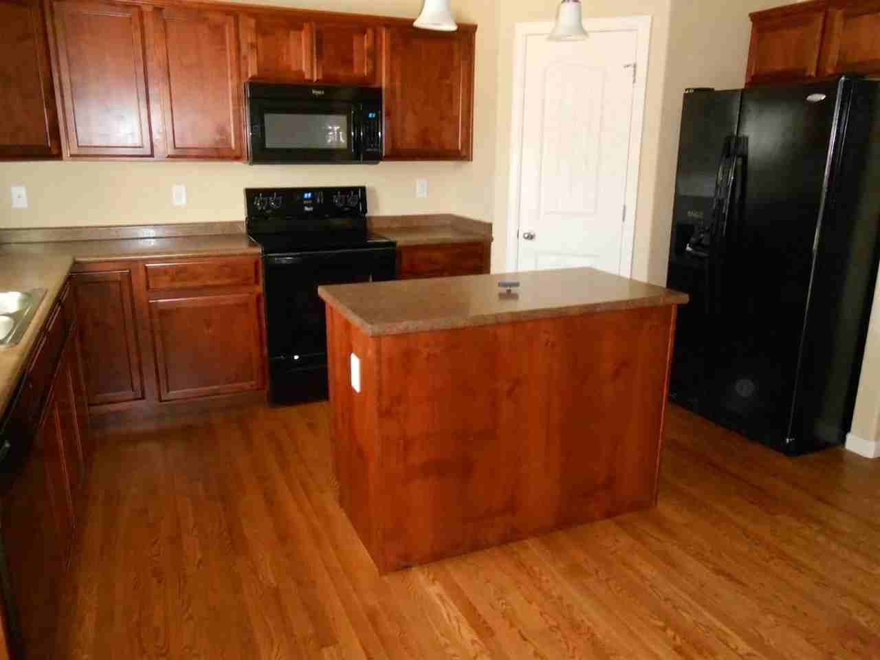 2288 Sopris Cir - Photo 5 of 10