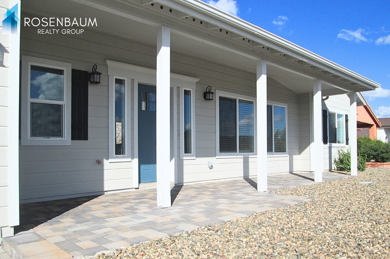 1933 Atlantic Ave - Photo 5 of 16