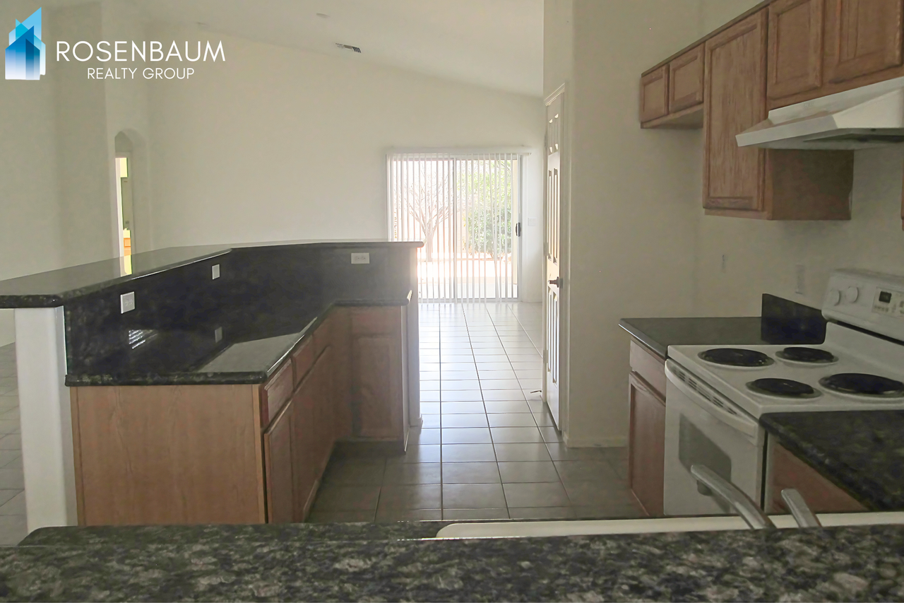 7551 E Dusty Boot Rd - Photo 4 of 15