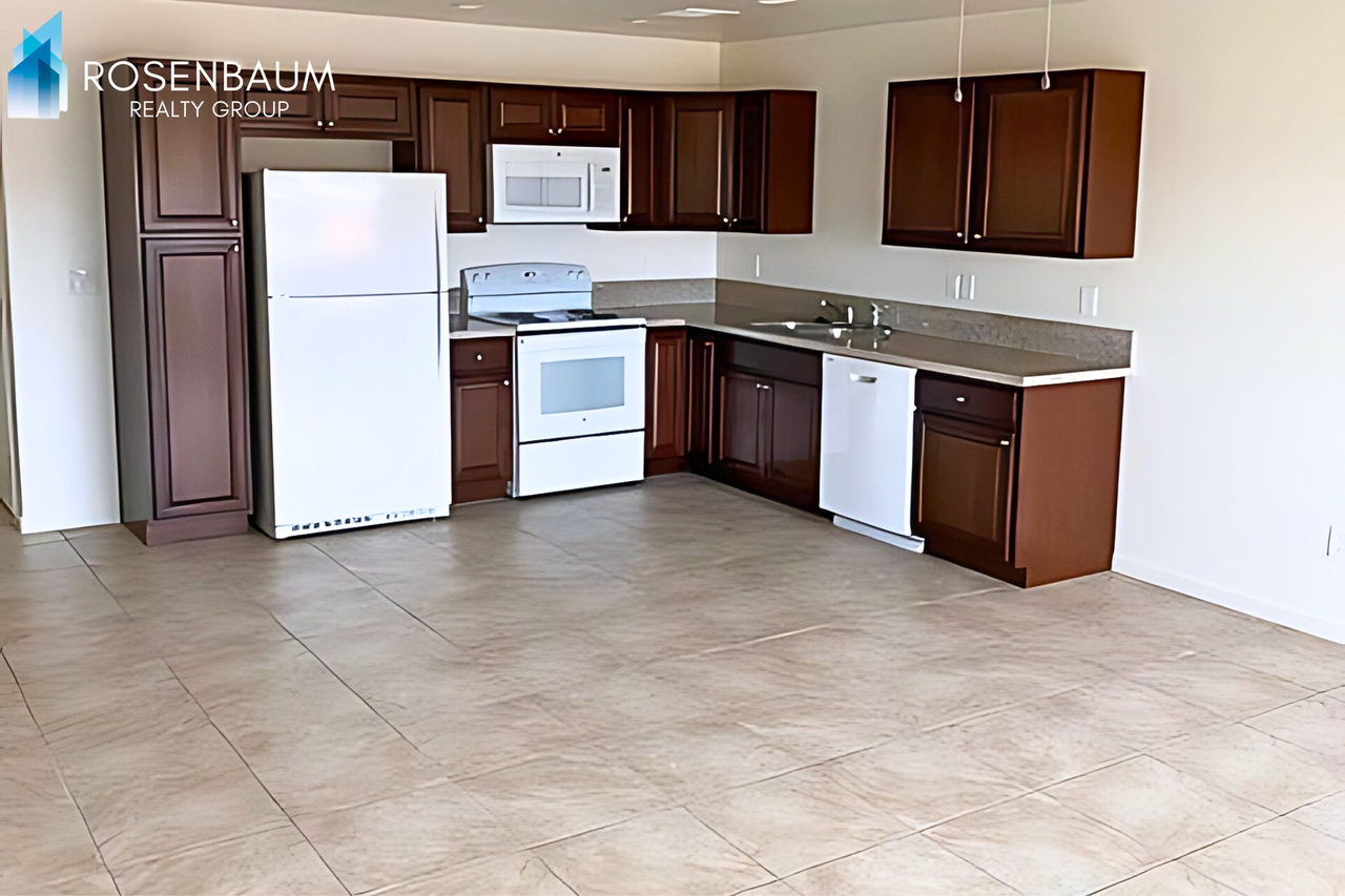 3894 N Tani Rd #2 - Photo 3 of 8