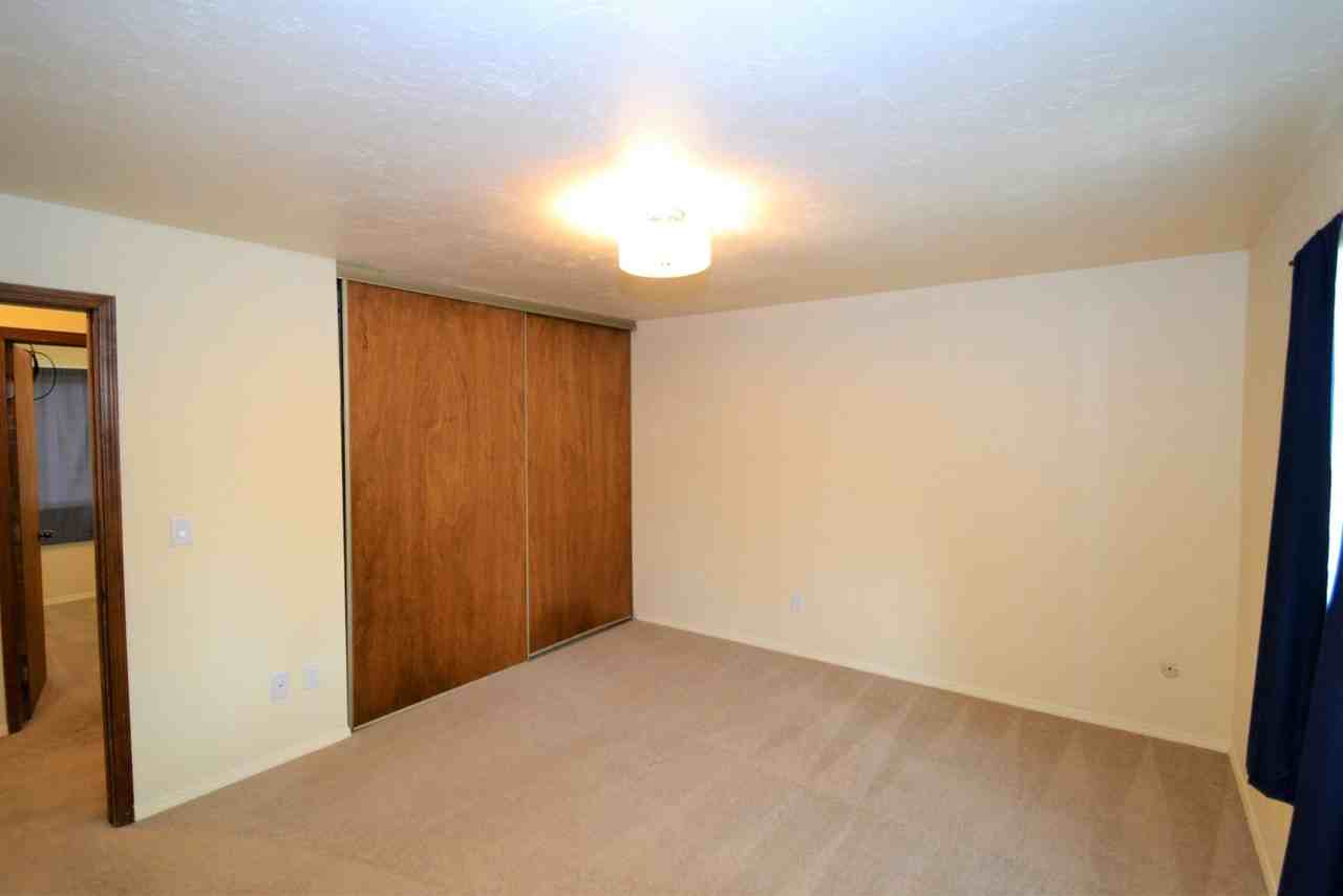 1288 Suncrest Way - Photo 5 of 13