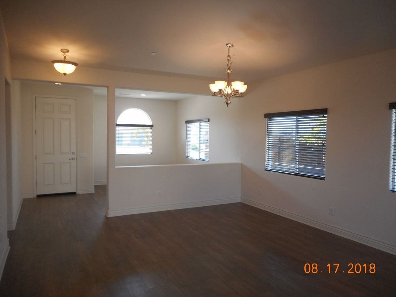 305 Hampton Dr - Photo 2 of 38