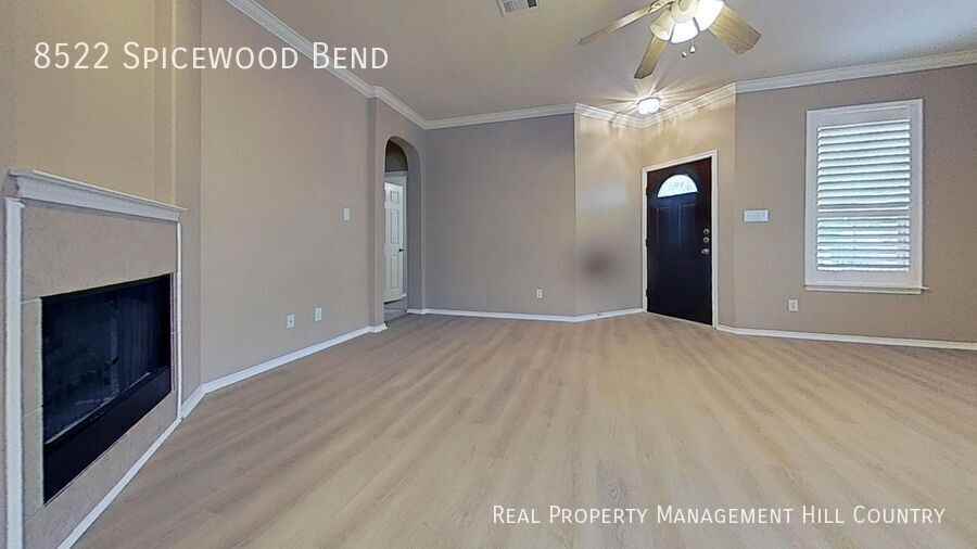 8522 Spicewood Bnd - Photo 5 of 14