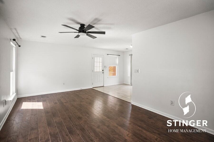 1713 Drayton Dr - Photo 4 of 21