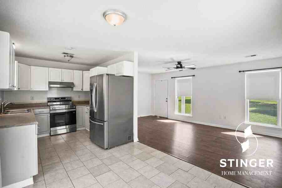 1713 Drayton Dr - Photo 6 of 21