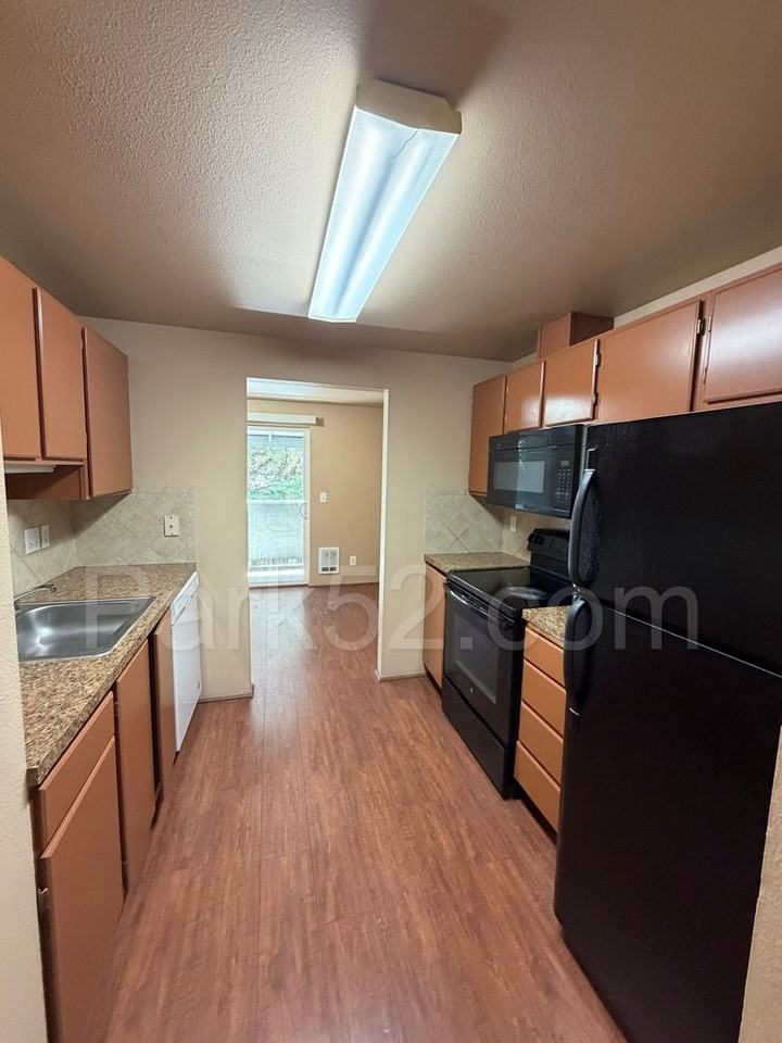 17728 85th Avenue Ct E #C - Photo 5 of 15