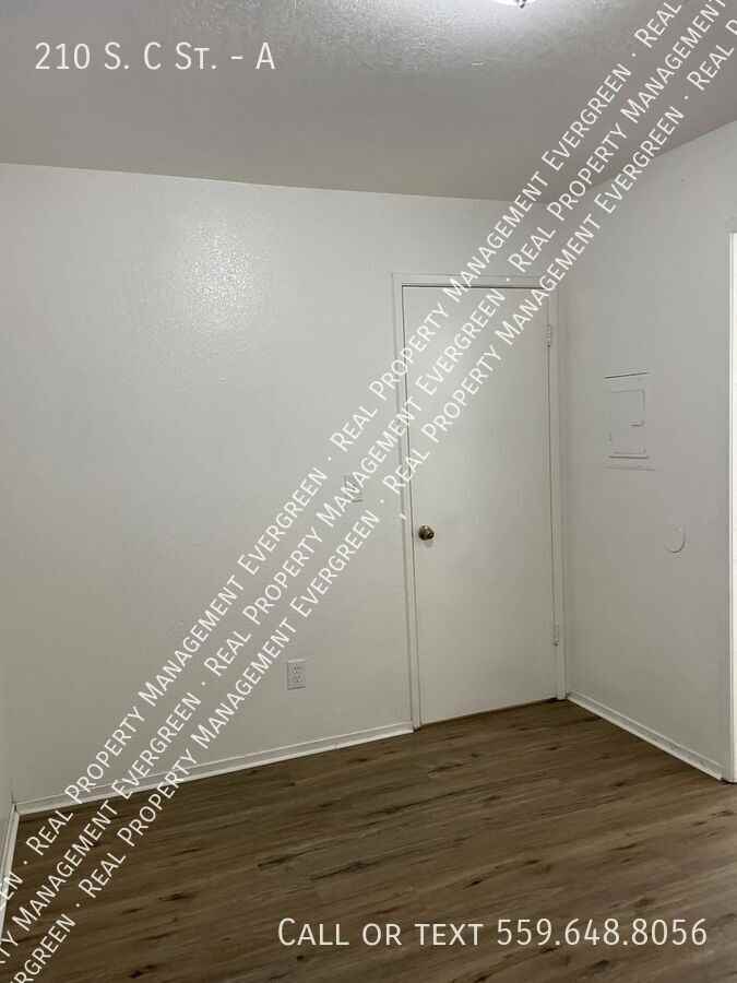 210 S C St #A - Photo 5 of 11