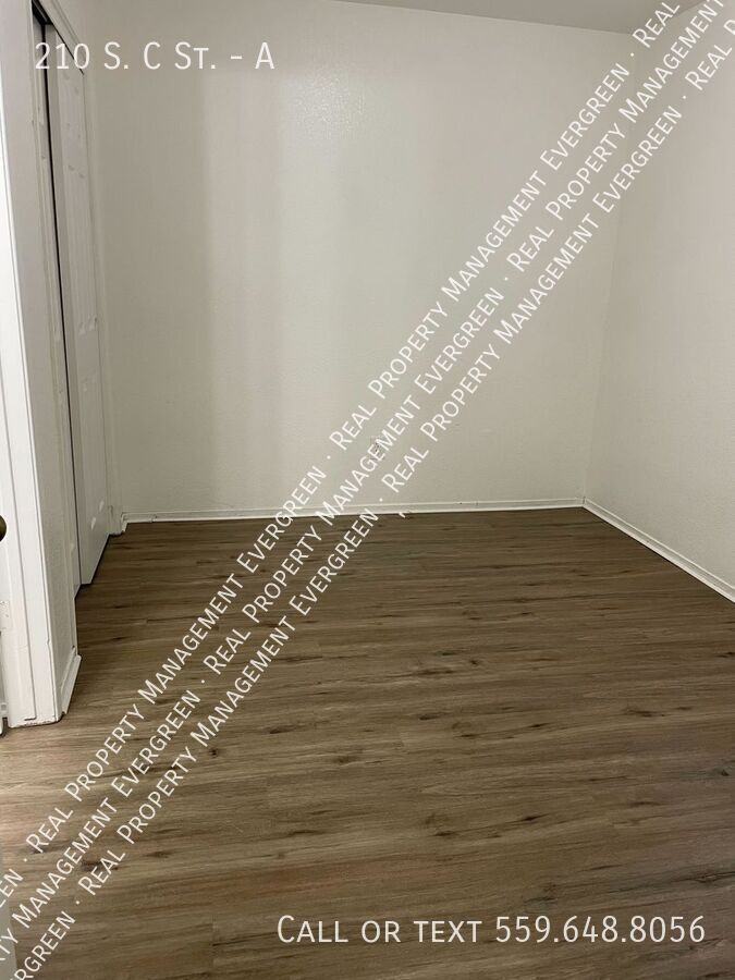 210 S C St #A - Photo 6 of 11