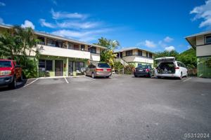 featured image of 725 Kihapai Pl #B2