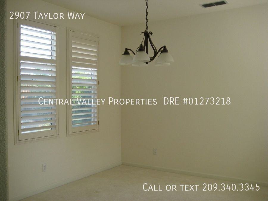 2907 Taylor Way - Photo 3 of 23