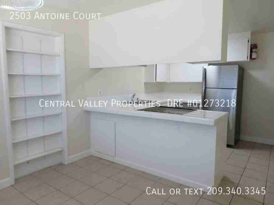 2503 Antoine Ct - Photo 7 of 16