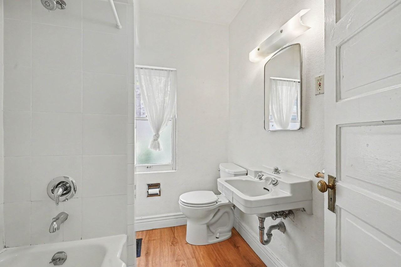 1428 N Lafayette St - Photo 7 of 12