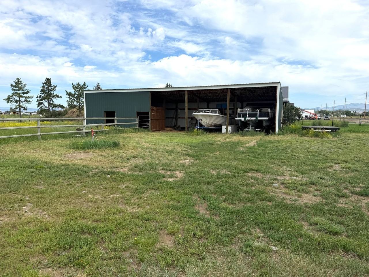 3680 Valley Dr - Photo 3 of 4