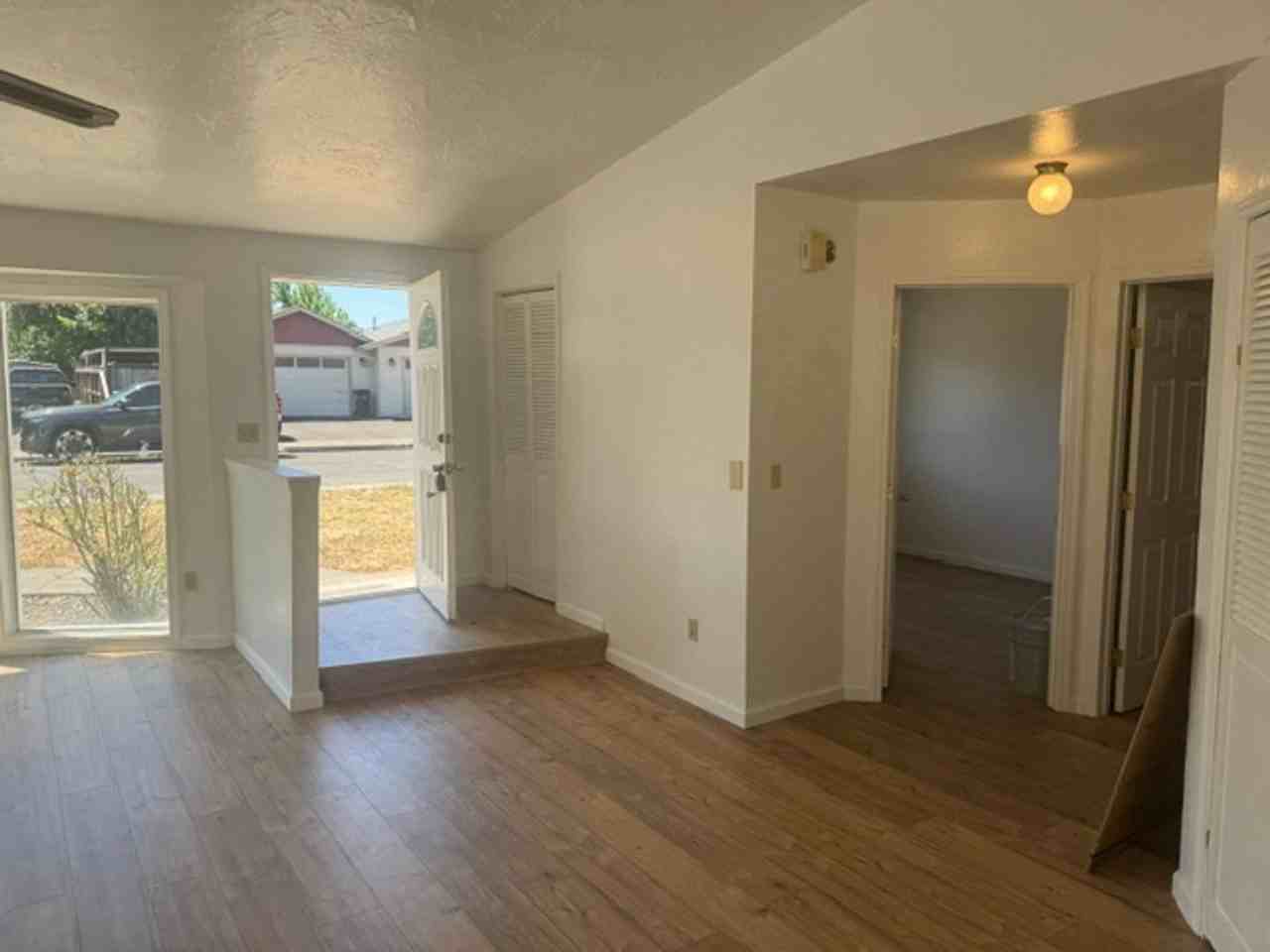 281 Arnwood St - Photo 3 of 17