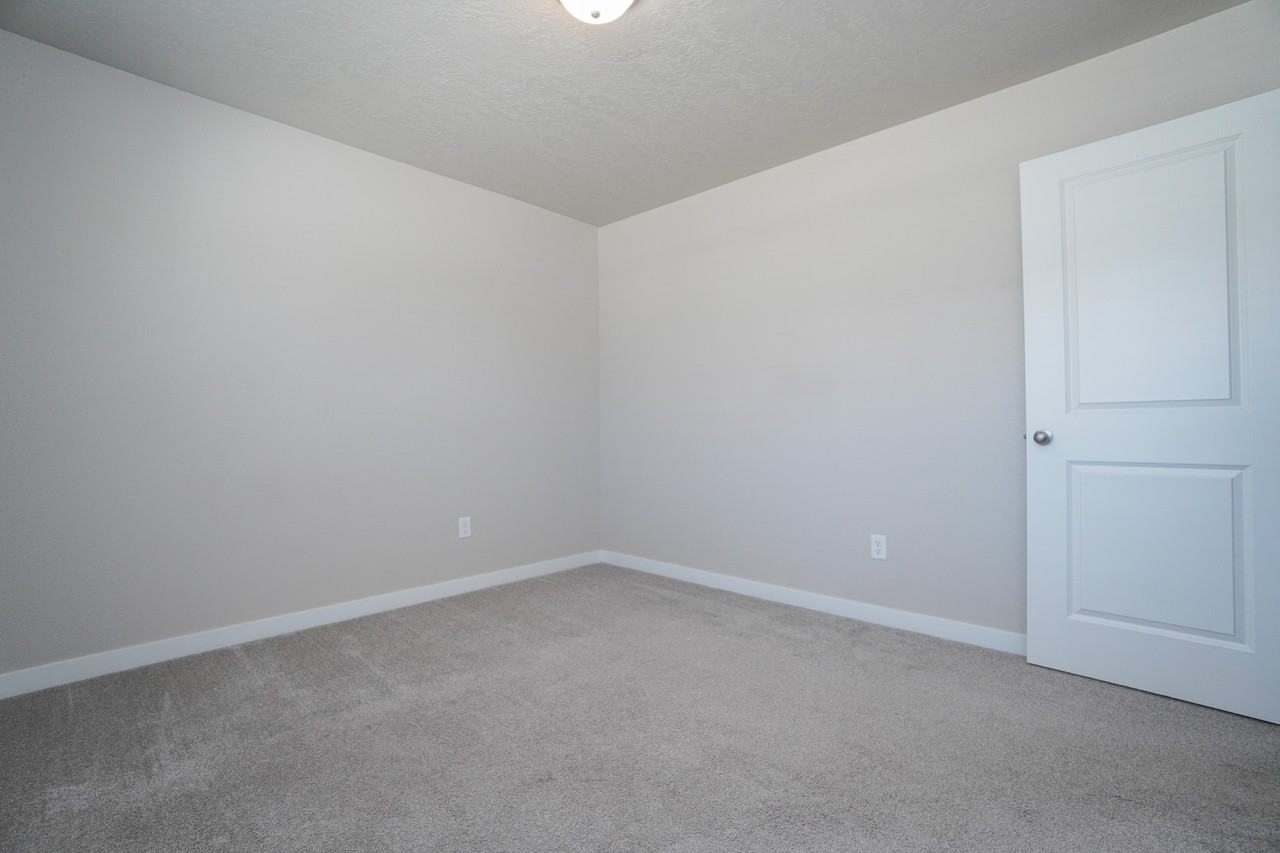 3067 N Greengate Way #1 - Photo 6 of 42