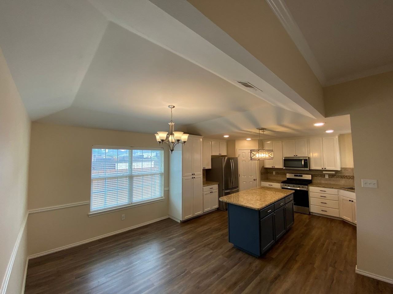 5002 Scarlett Oak Ln - Photo 7 of 28