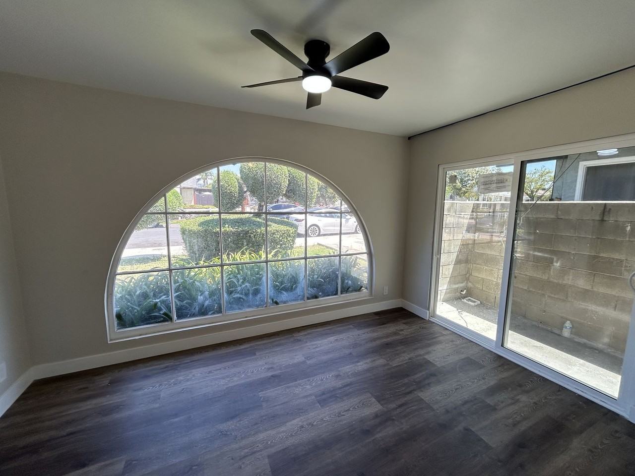 560 E Erna Ave - Photo 3 of 18