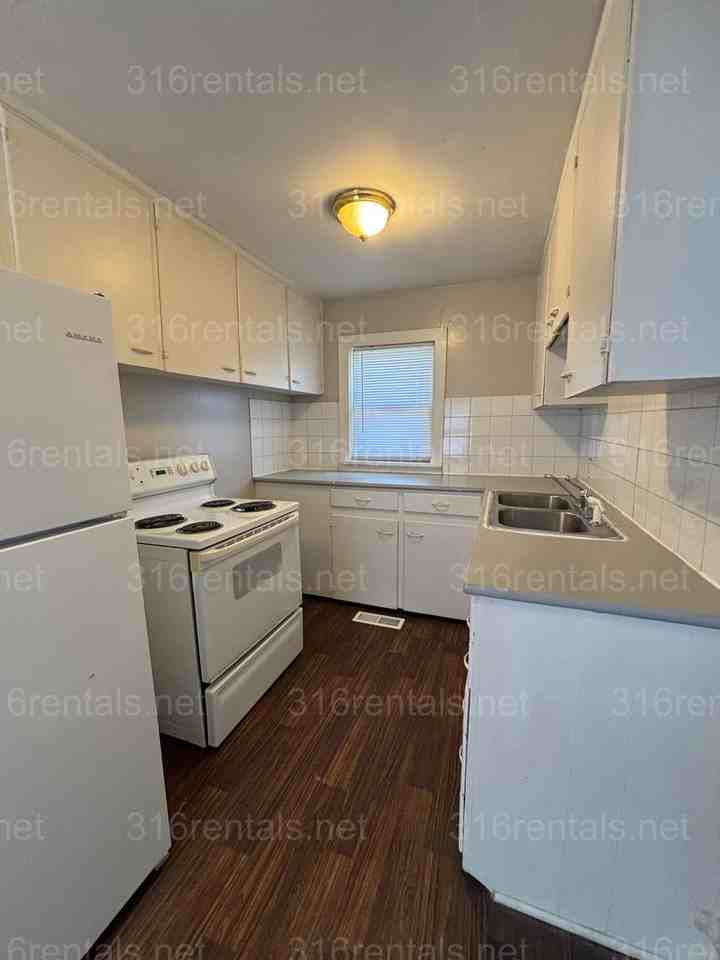 106 S Arthur St - Photo 7 of 12