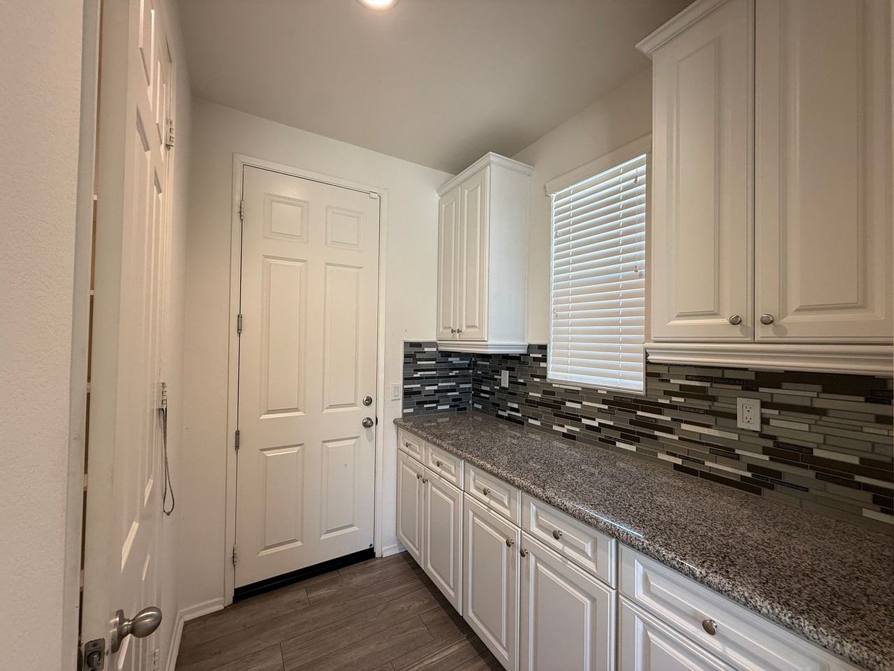 6929 Atmore St - Photo 5 of 25