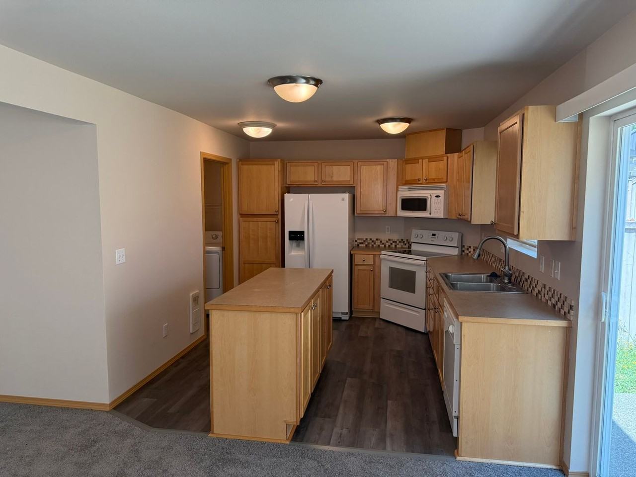28202 241st Ave Se - Photo 3 of 11