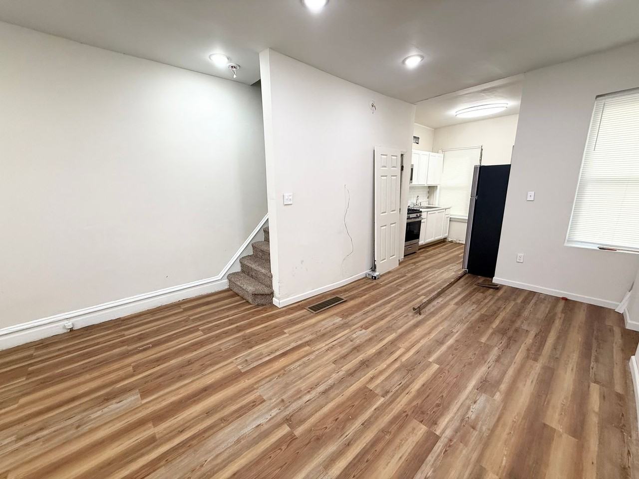 2262 N Gratz St - Photo 5 of 19